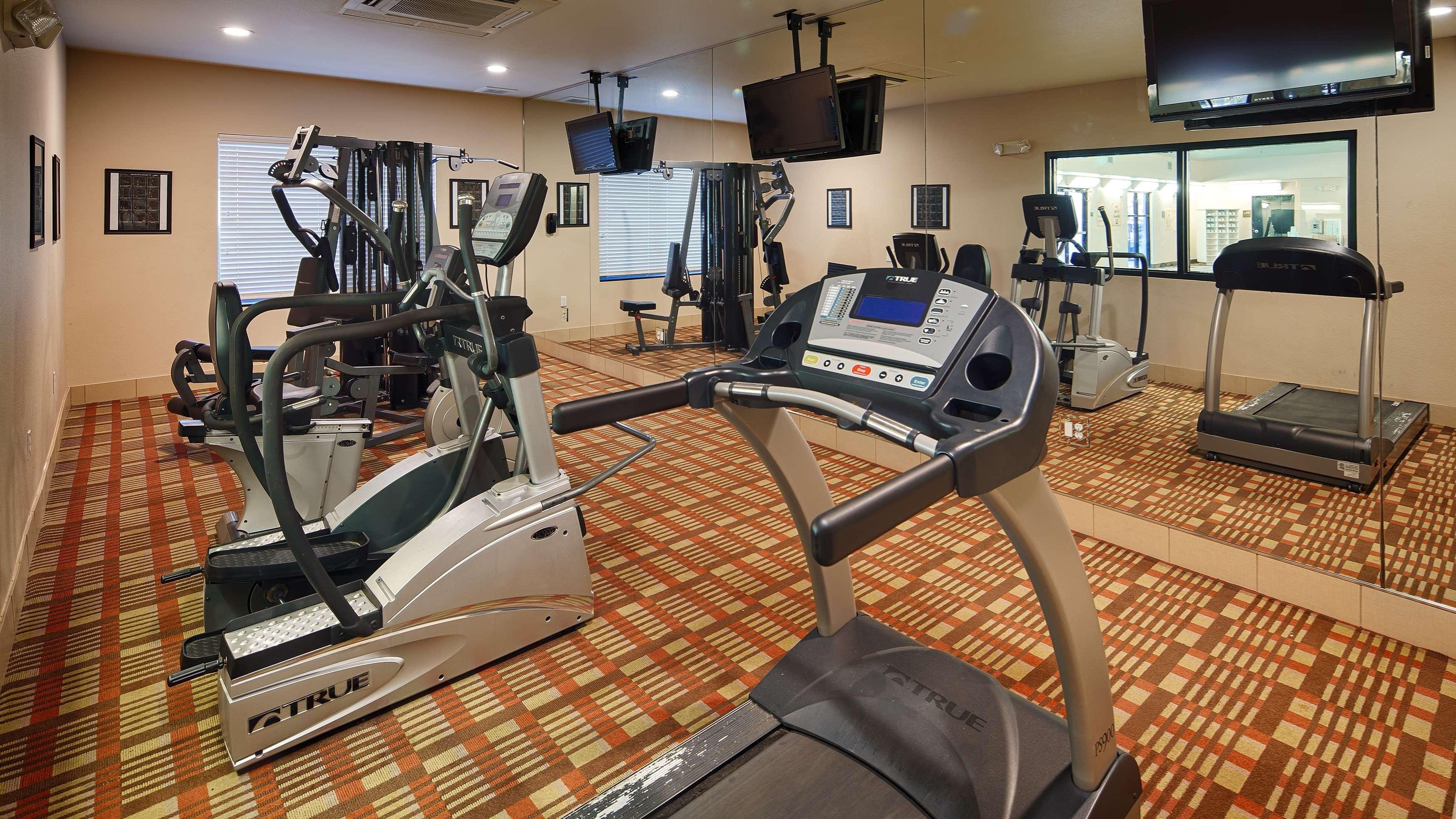 Best Western Plus Desoto Inn & Suites Mansfield Bagian luar foto