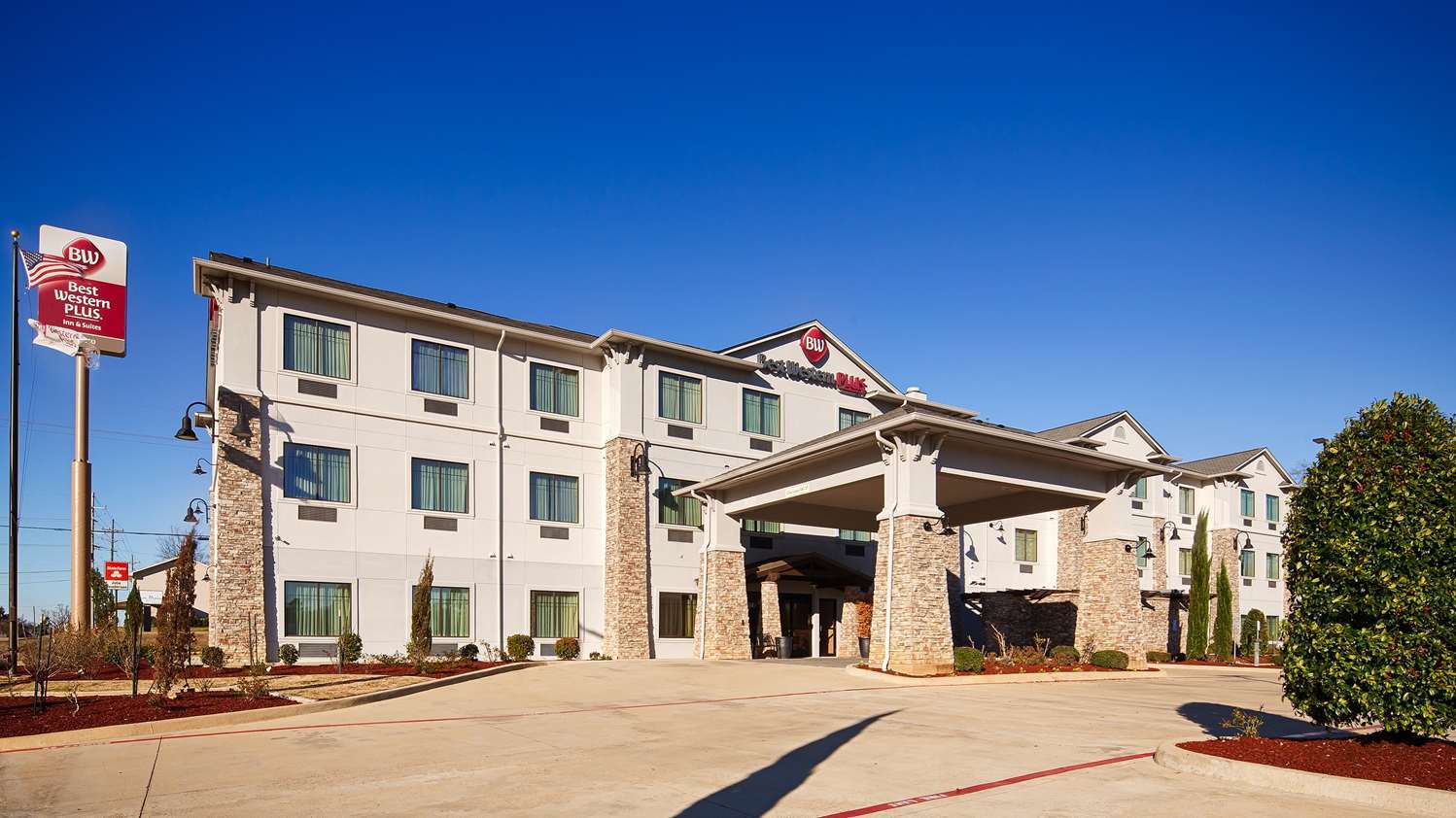 Best Western Plus Desoto Inn & Suites Mansfield Bagian luar foto
