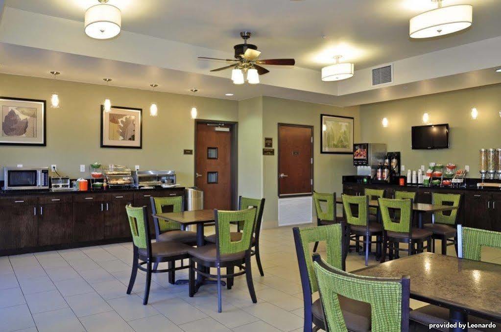 Best Western Plus Desoto Inn & Suites Mansfield Bagian luar foto