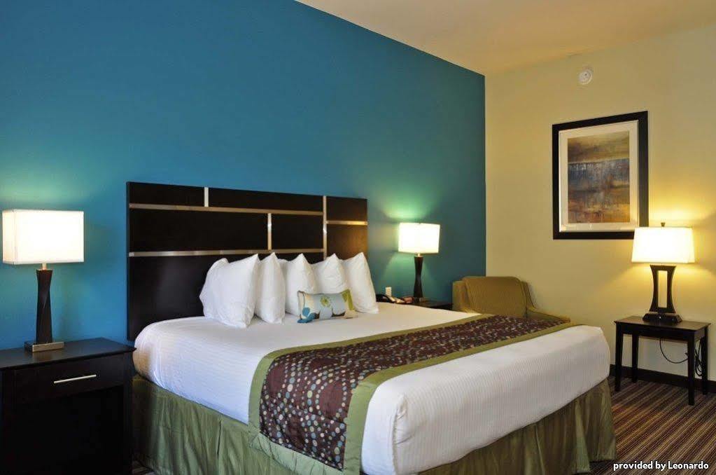 Best Western Plus Desoto Inn & Suites Mansfield Ruang foto