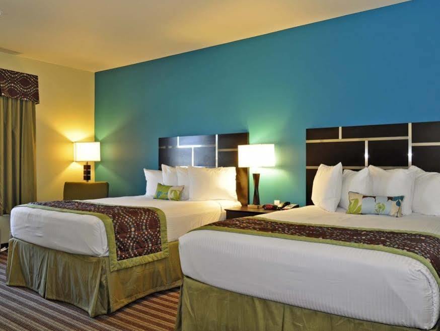 Best Western Plus Desoto Inn & Suites Mansfield Bagian luar foto
